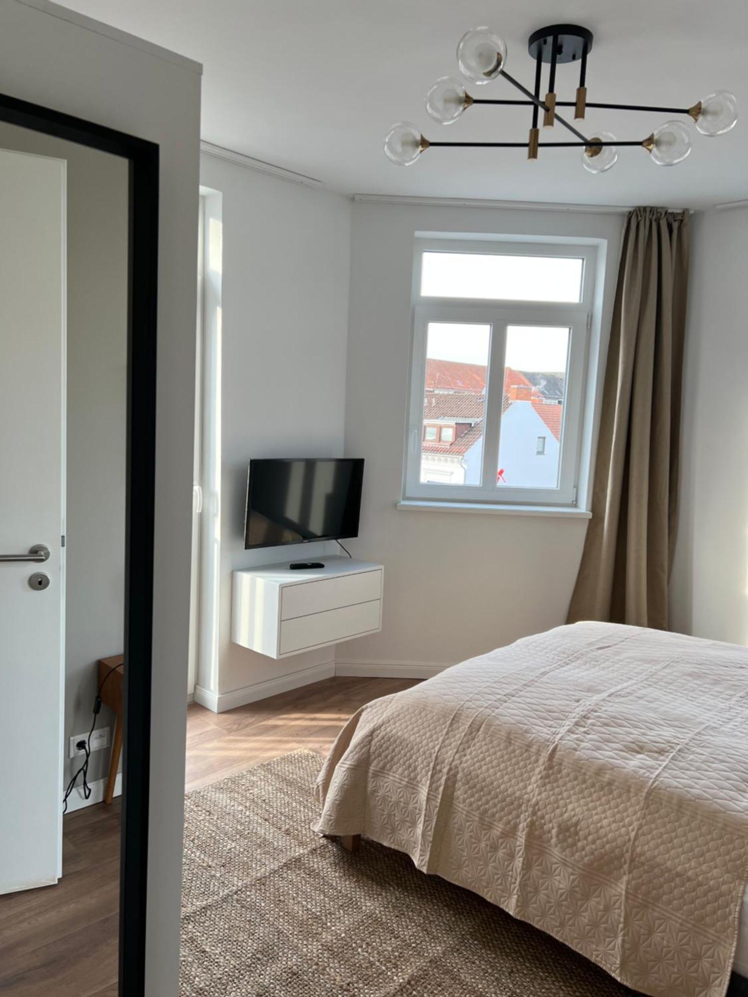 Zentrale, Schoene Design-Wohnung Im Coolen Viertel Bremen Luaran gambar